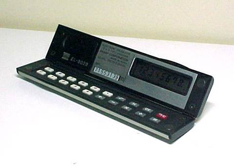 http://www.dentaku-museum.com/calc/calc/1-sharp/4-ellcd/el8029/2.jpg